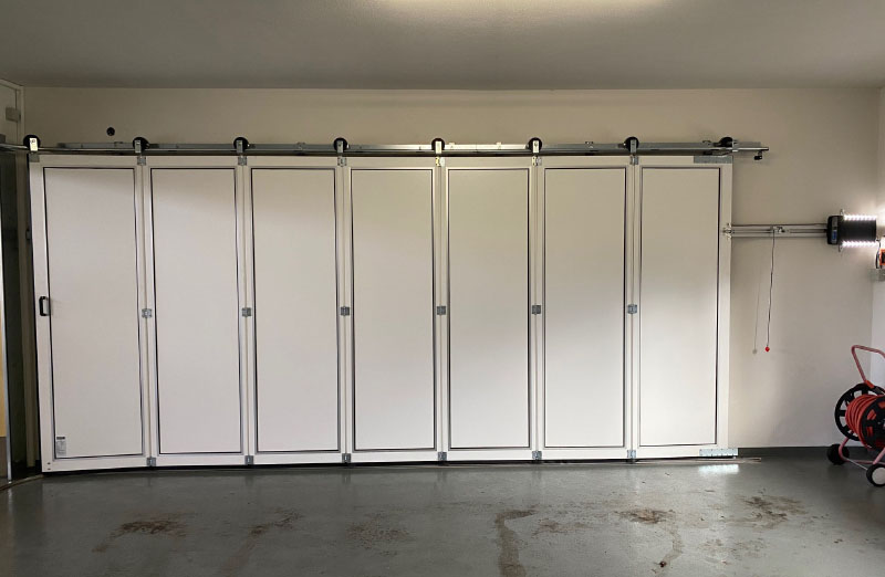 LINDPOINTNER Seitensektionaltor LSS4000 Innenansicht